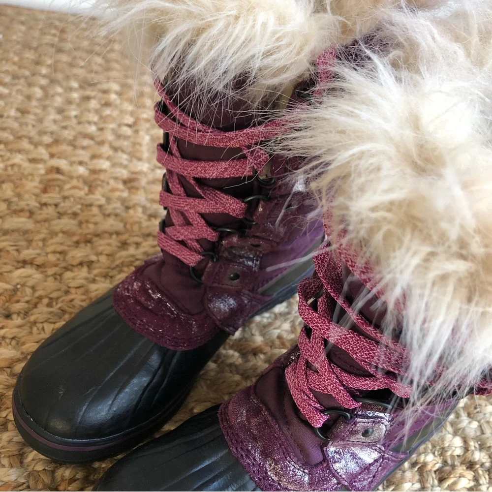 Sorel Youth Tofino Waterproof Boot. Size 3
